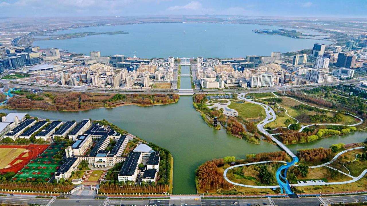 Holiday Inn Shanghai Dishui Lake By Ihg Nanhui Εξωτερικό φωτογραφία