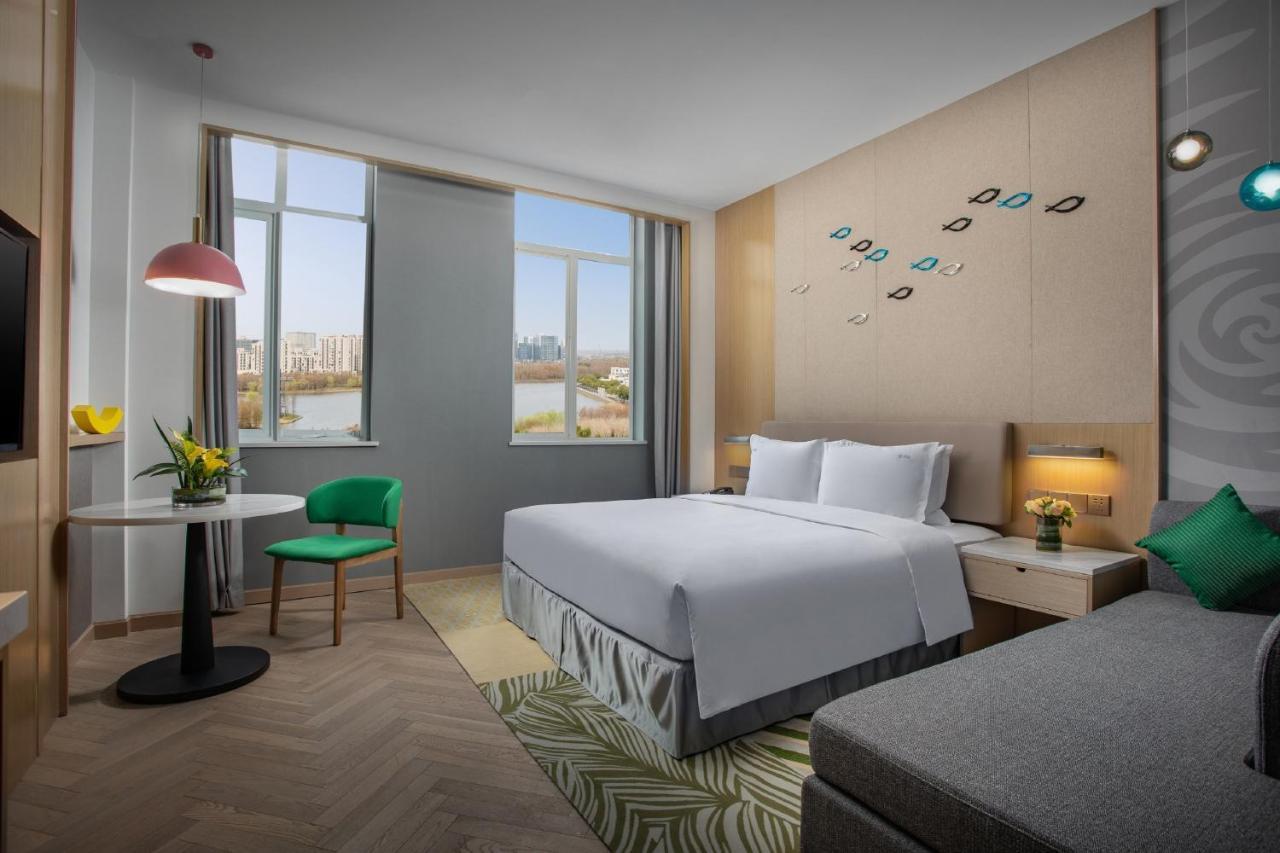 Holiday Inn Shanghai Dishui Lake By Ihg Nanhui Εξωτερικό φωτογραφία